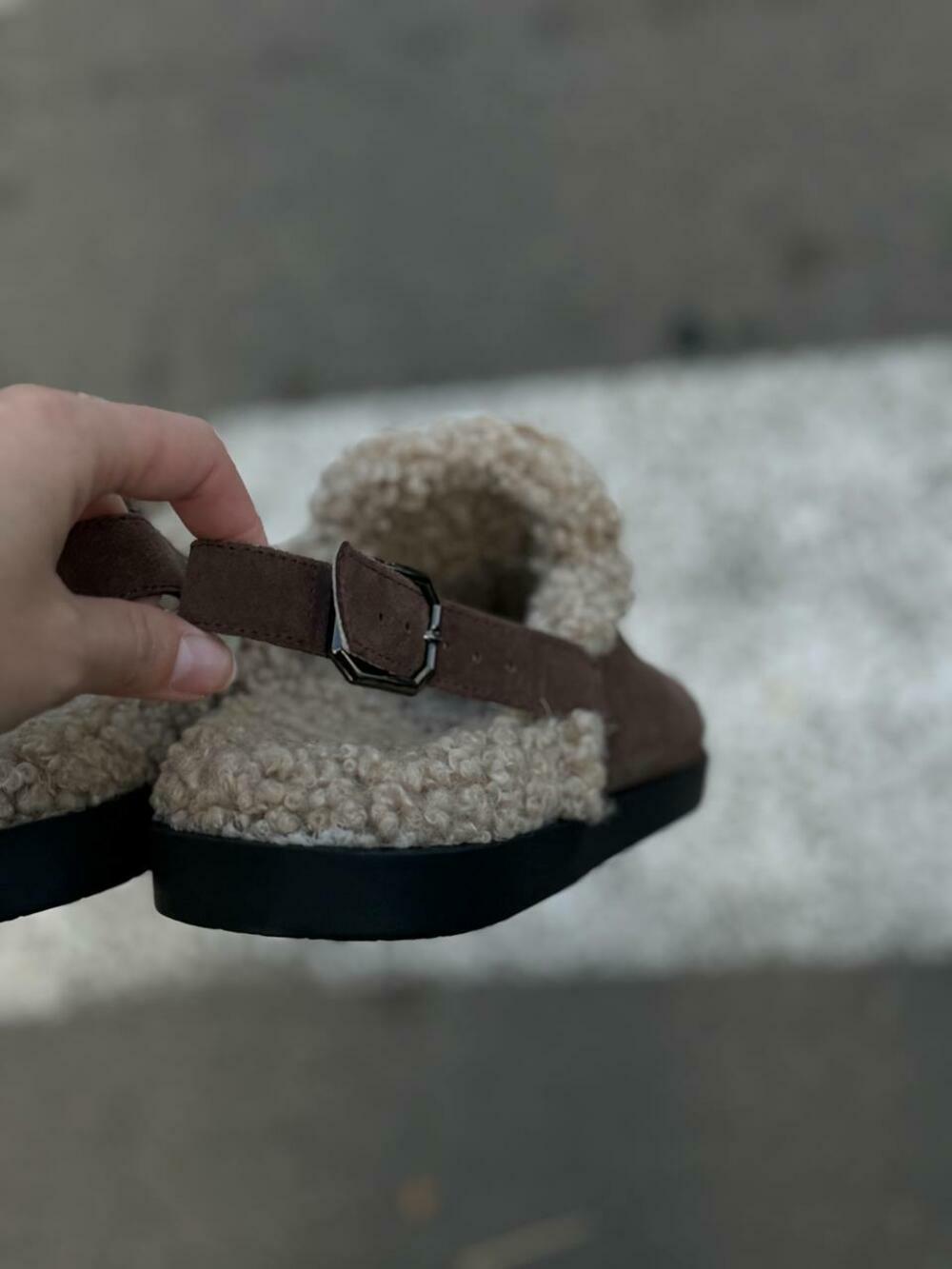 Клоги натуральні з хутром, 246 Шоколад, 36