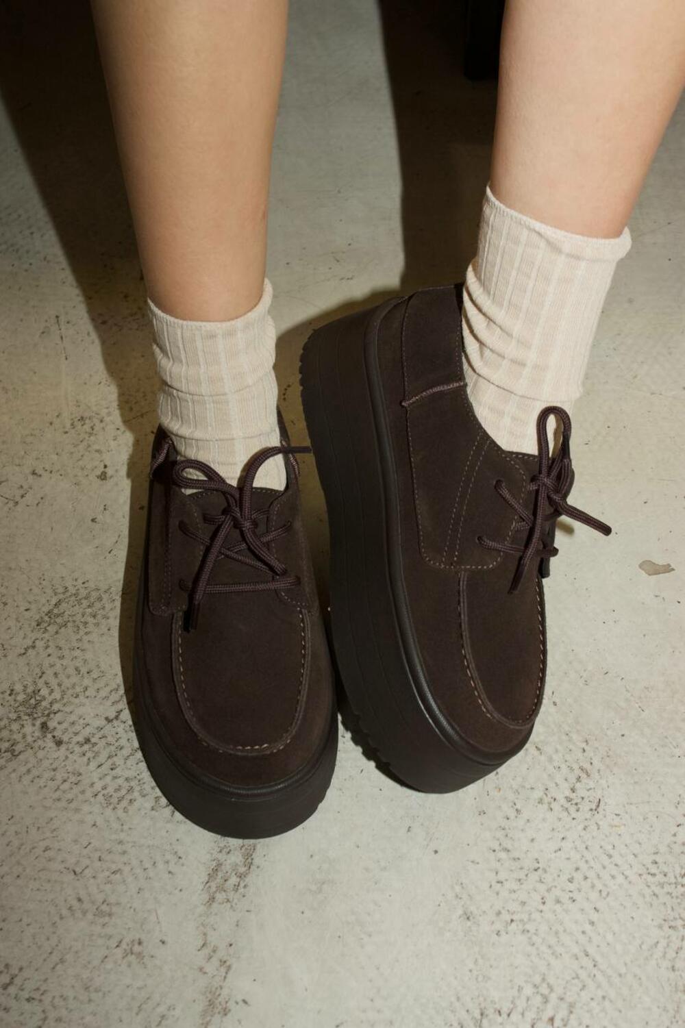 Лофери на байці на платформі, 2343-027 Шоколад, 39