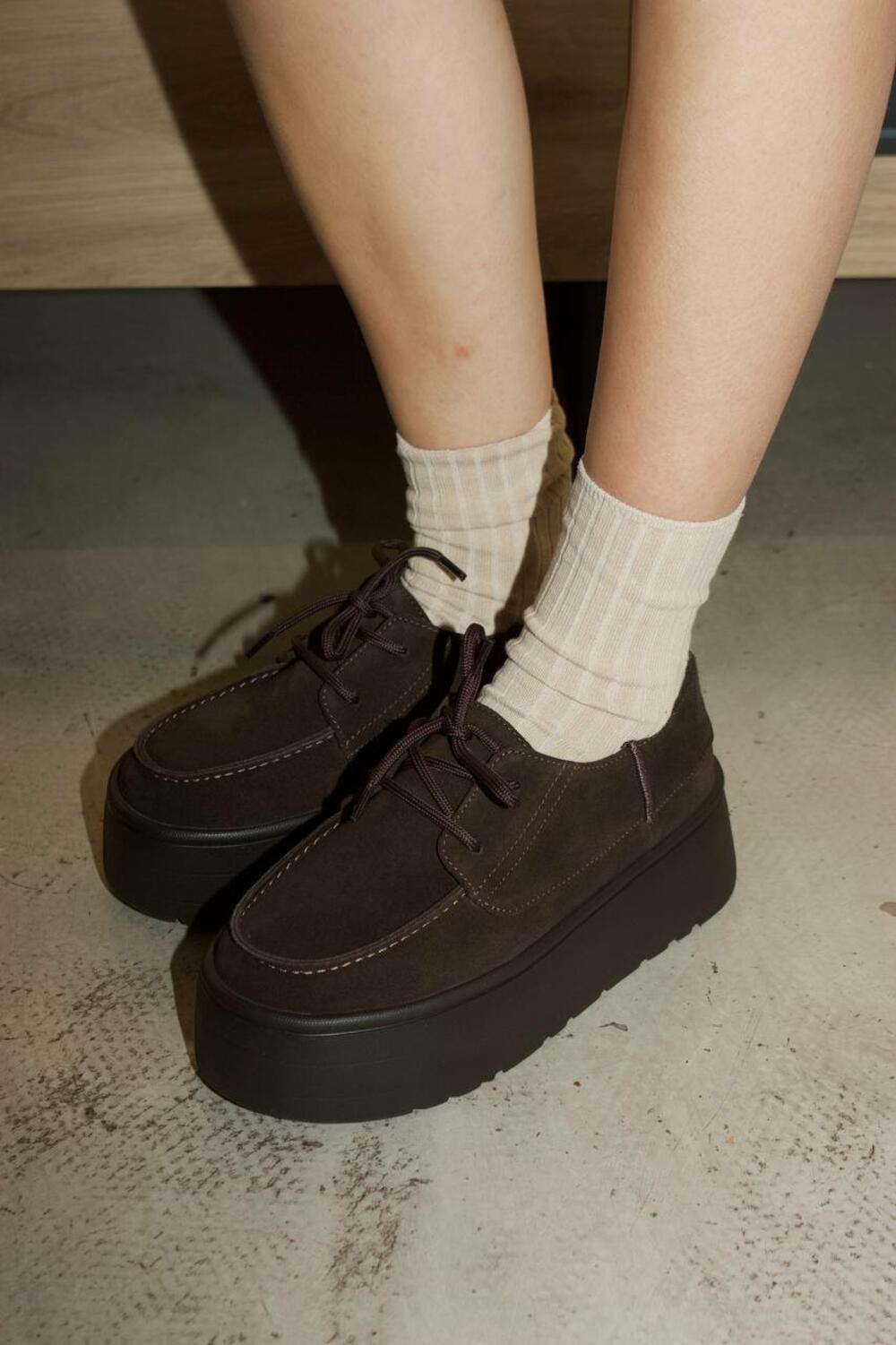 Лофери на байці на платформі, 2343-027 Шоколад, 39