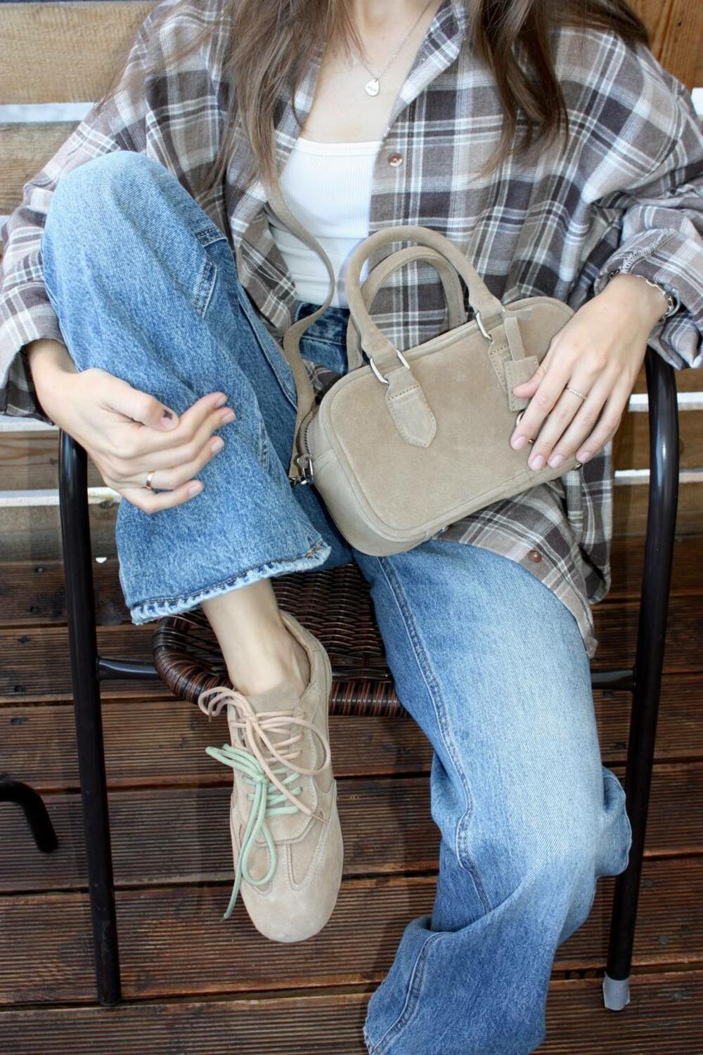 Кеди Мілано, 1059 пісок, 40