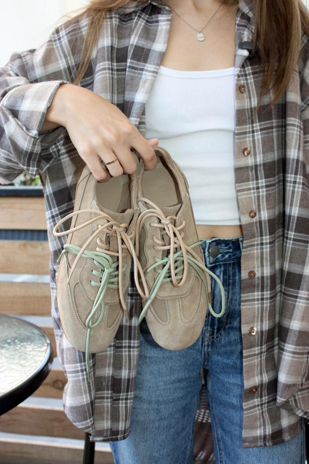 Кеди Мілано, 1059 