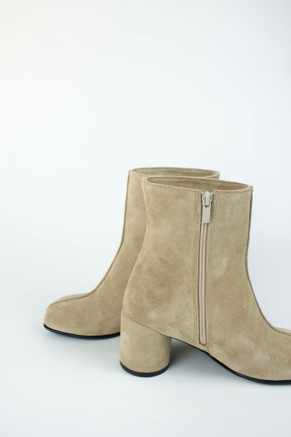 Ботильйони Наомі з зовнішнім швом, 25204 Сафарі, 40