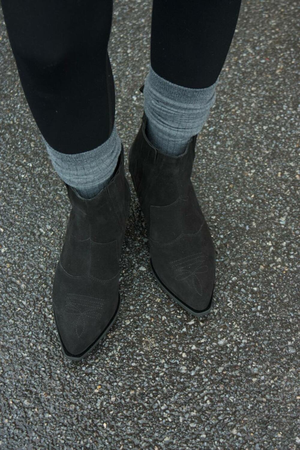 Ковбойки натуральні низькі, К-4-10104 чорний, 40