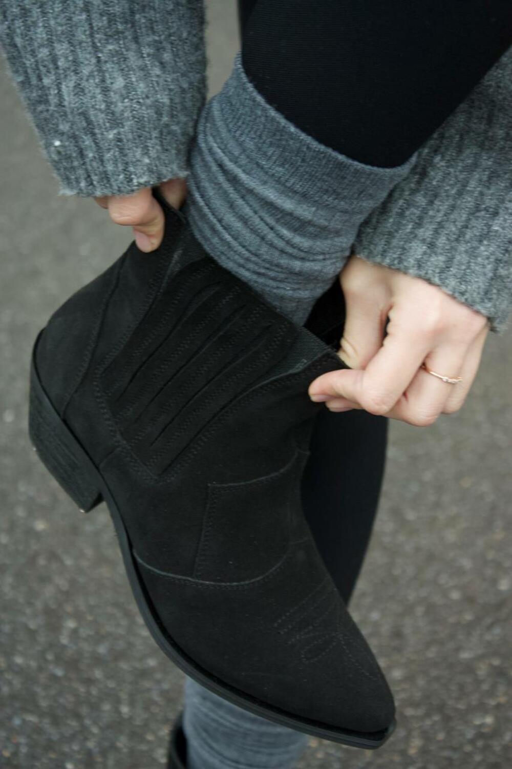 Ковбойки натуральні низькі, К-4-10104 чорний, 40