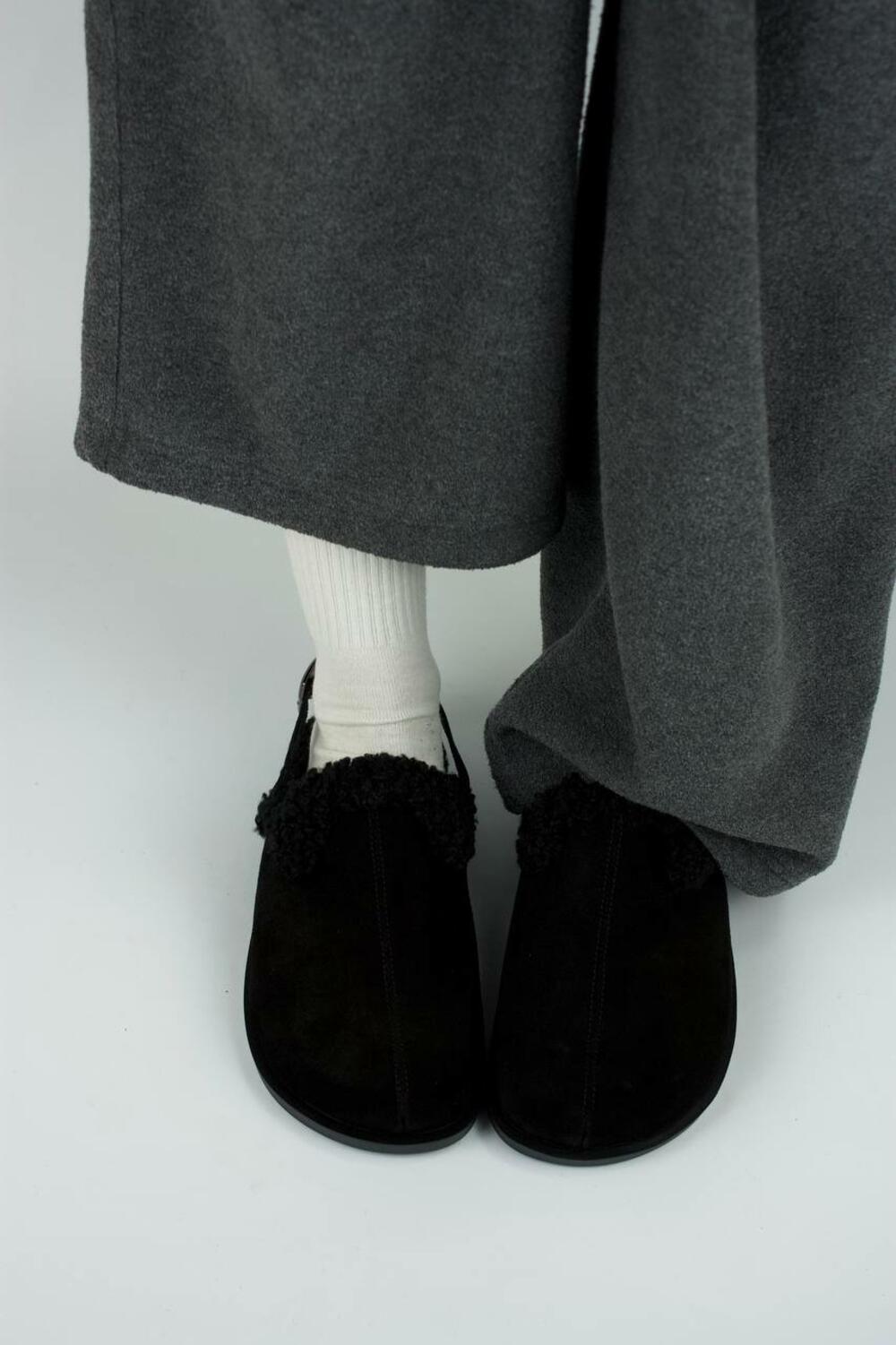 Клоги натуральні з хутром, 246 чорний, 36