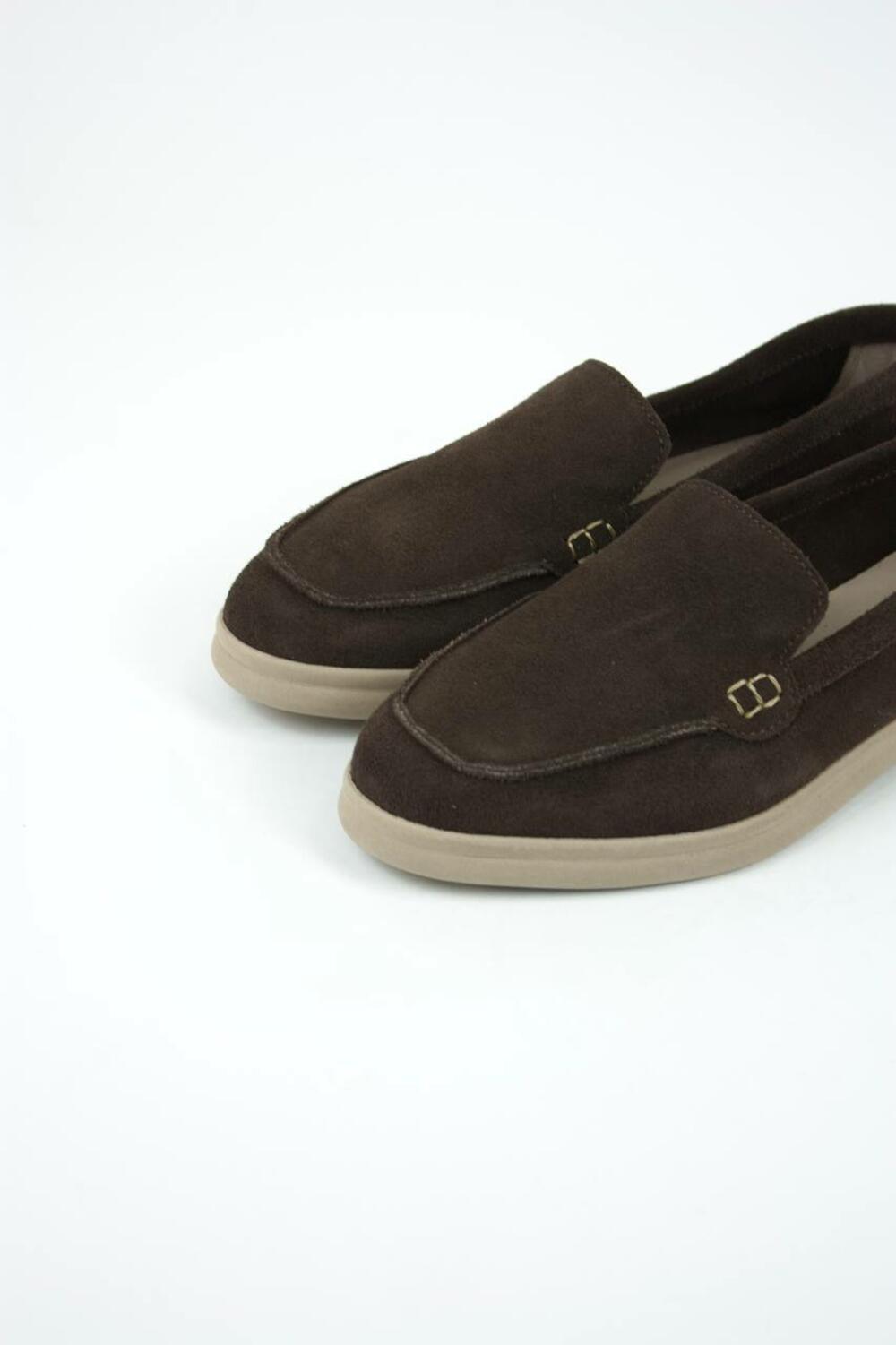 Натуральні лофери "Хіларі", 1068 Шоколад, 35