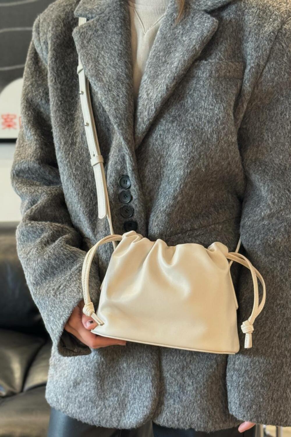 Сумка мішечок Люсі молочний