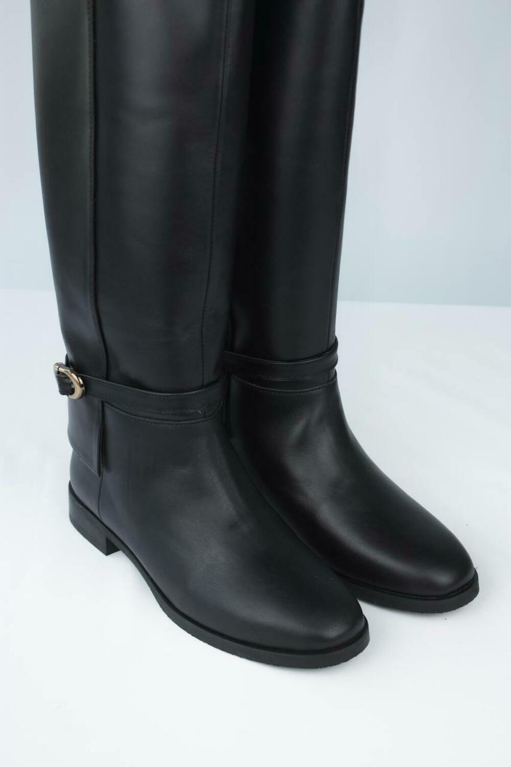 Чоботи-труби з вінтажною пряжкою та ремінцем, С-3-1590 чорний, 41