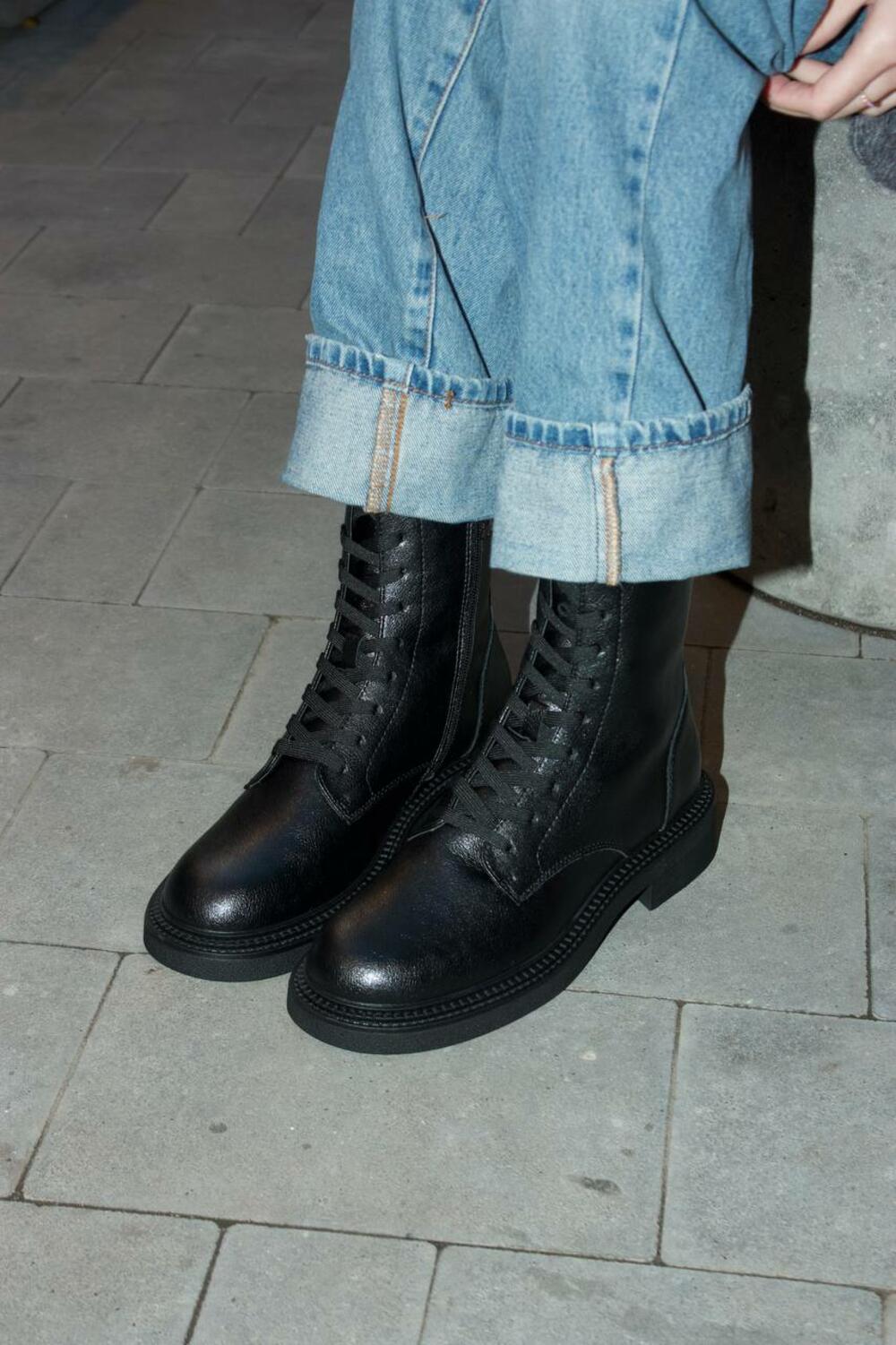 Черевики шкіряні на шнурівці, 956026/02-01W чорний, 40