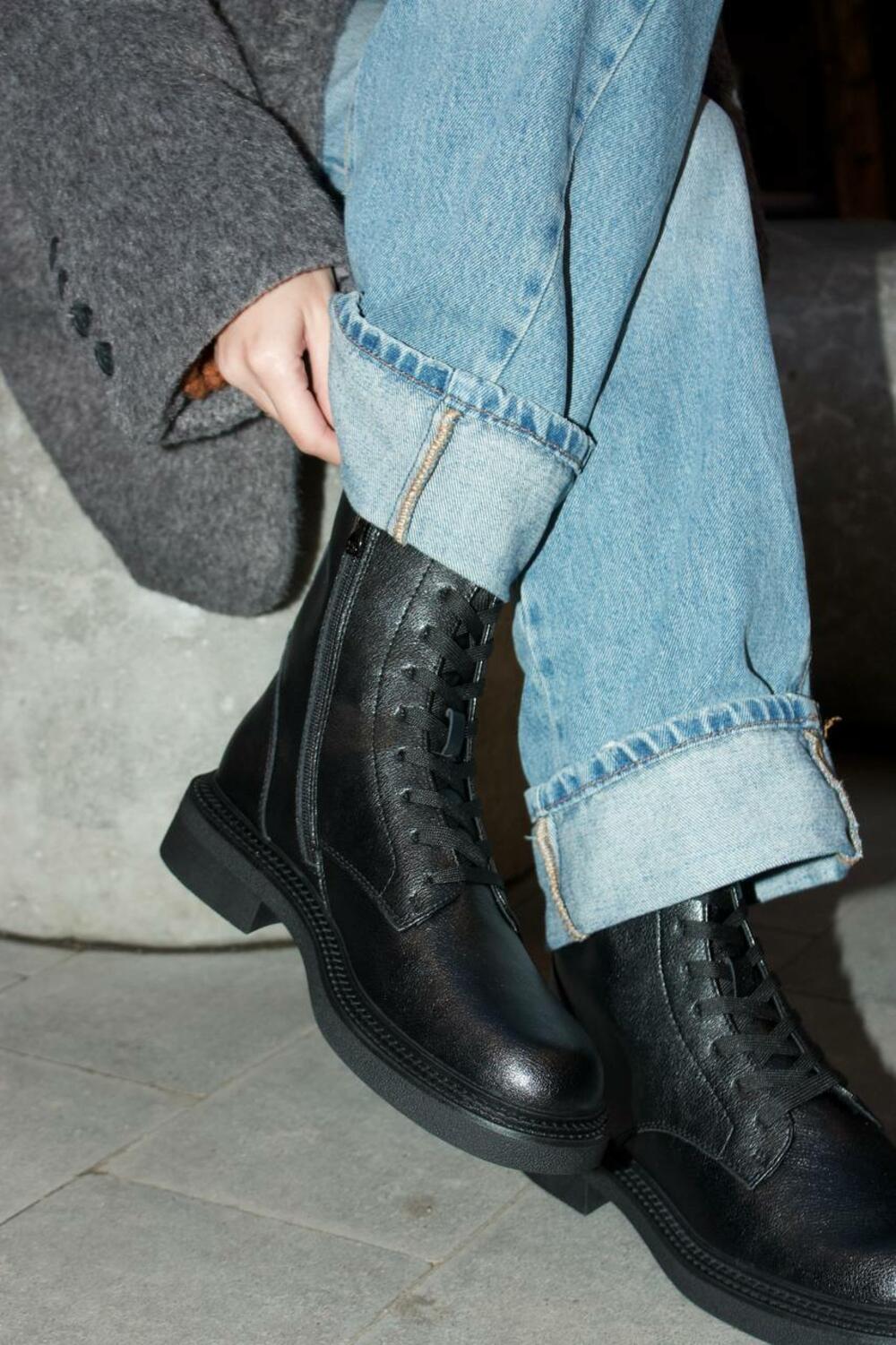 Черевики шкіряні на шнурівці, 956026/02-01W чорний, 38