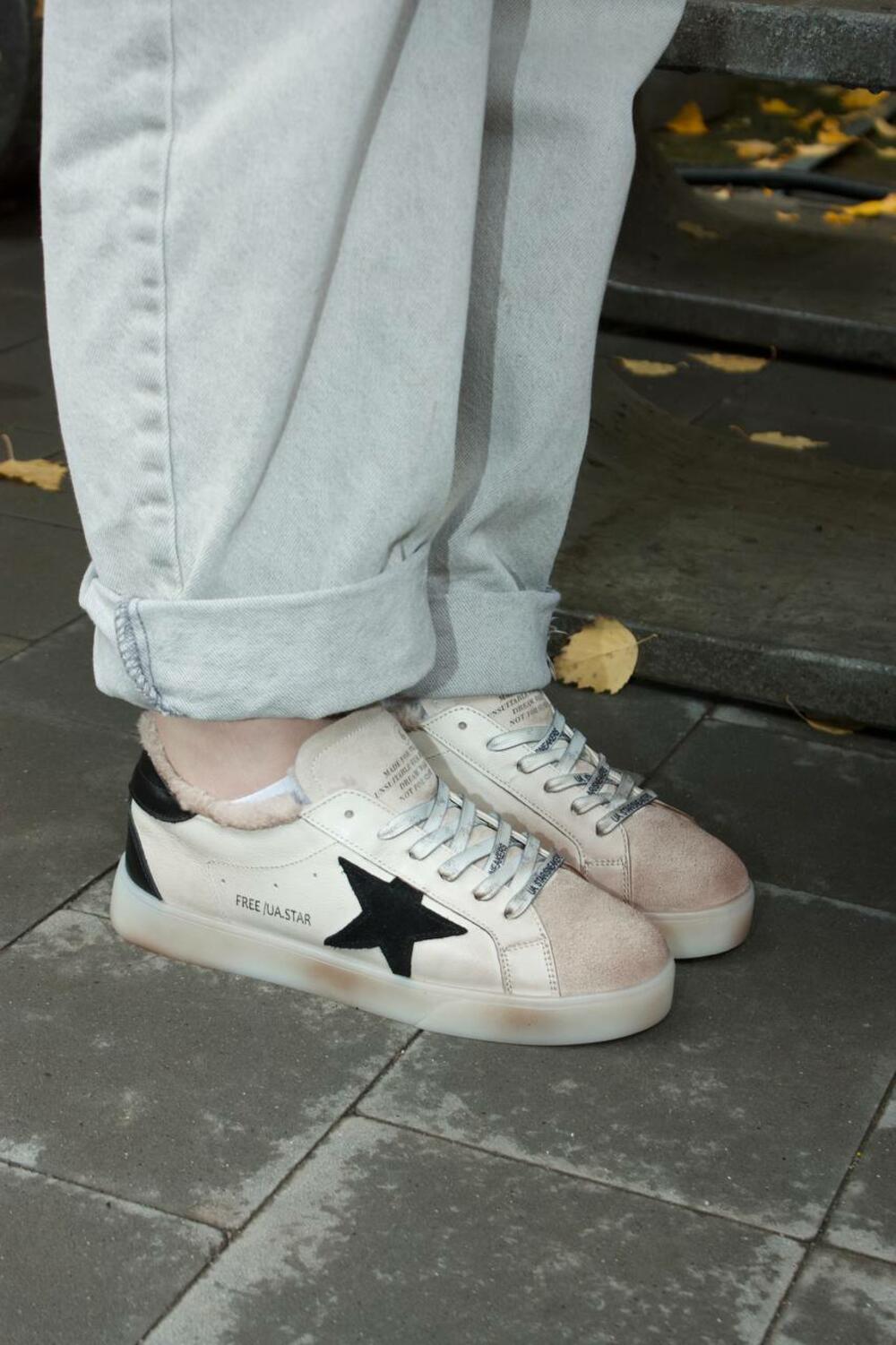 Кеди Зірка з потертостями, 2503.774941.206, ХУТРО молочний, 41