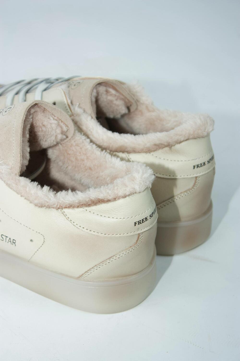 Кеди Зірка з потертостями, 2503.7749.206, ХУТРО молочний, 40