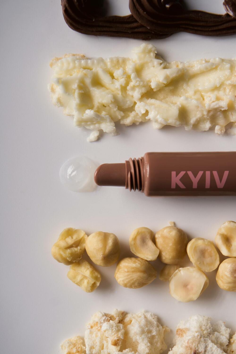 Lipper-блиск Kyiv cake