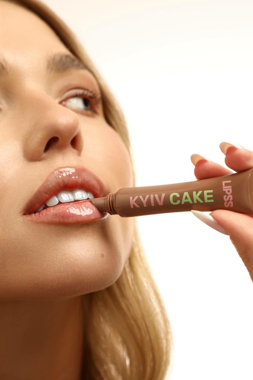 Lipper-блиск Kyiv cake 