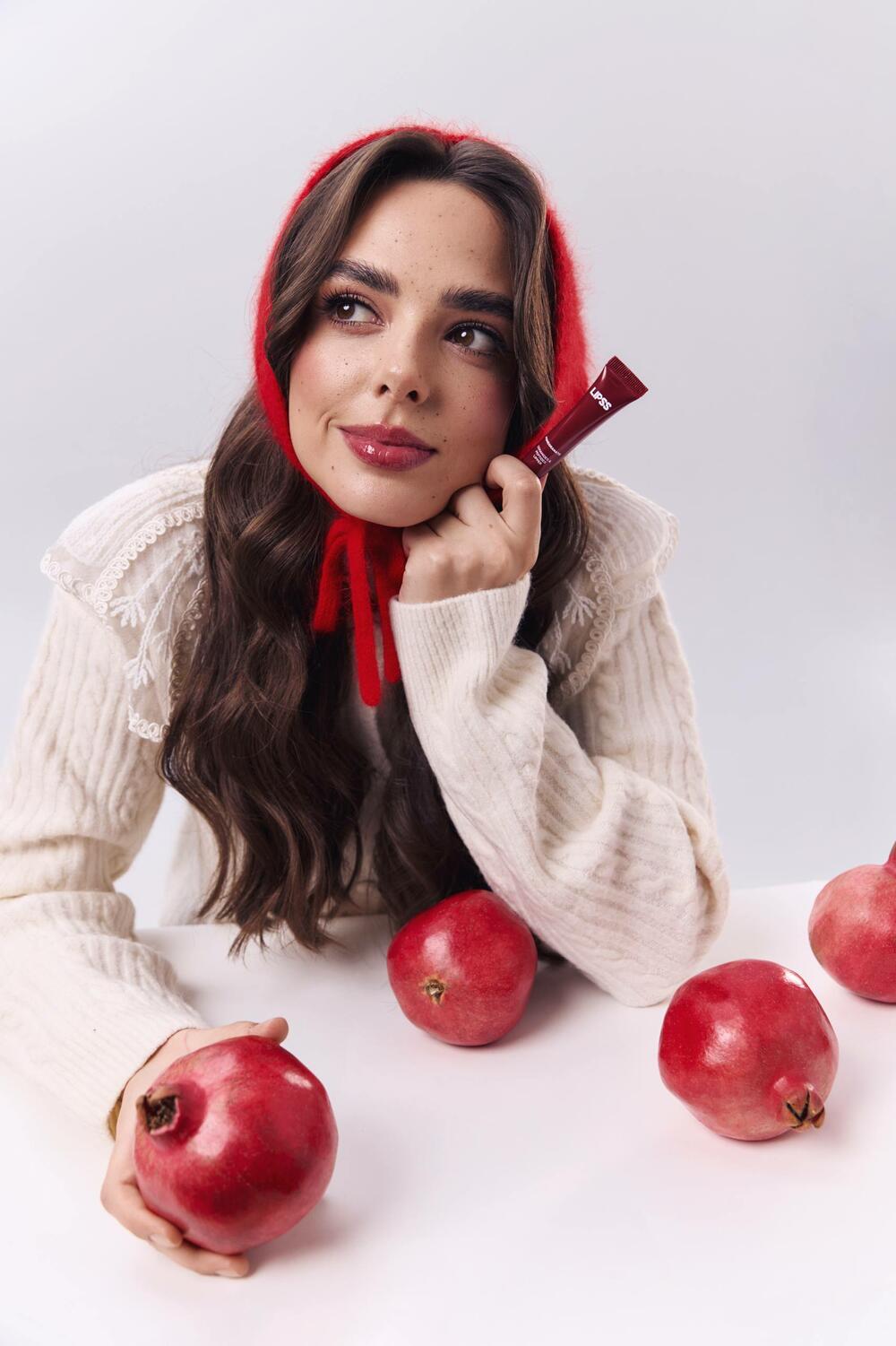 Lipper-блиск Pomegranate 