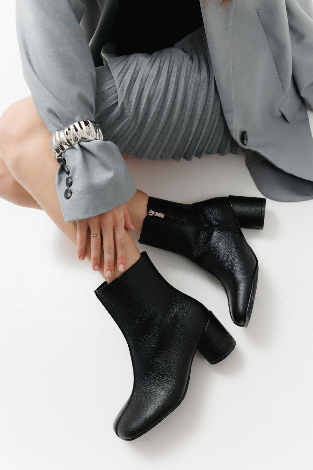 Ботильйони Наомі, байка, (шкіра флотар), 25204 