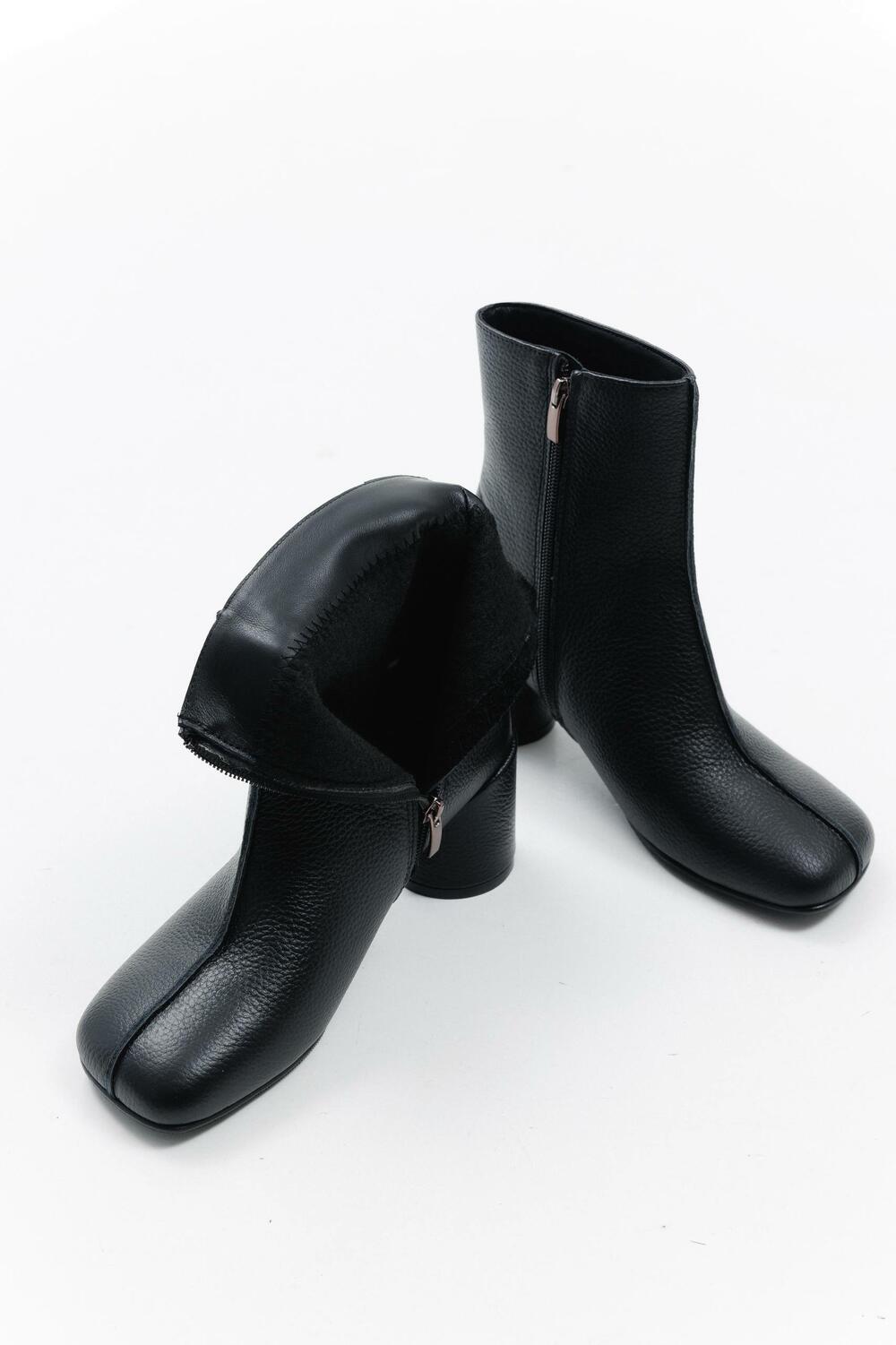 Ботильйони Наомі, байка, (шкіра флотар), 25204 чорний, 40