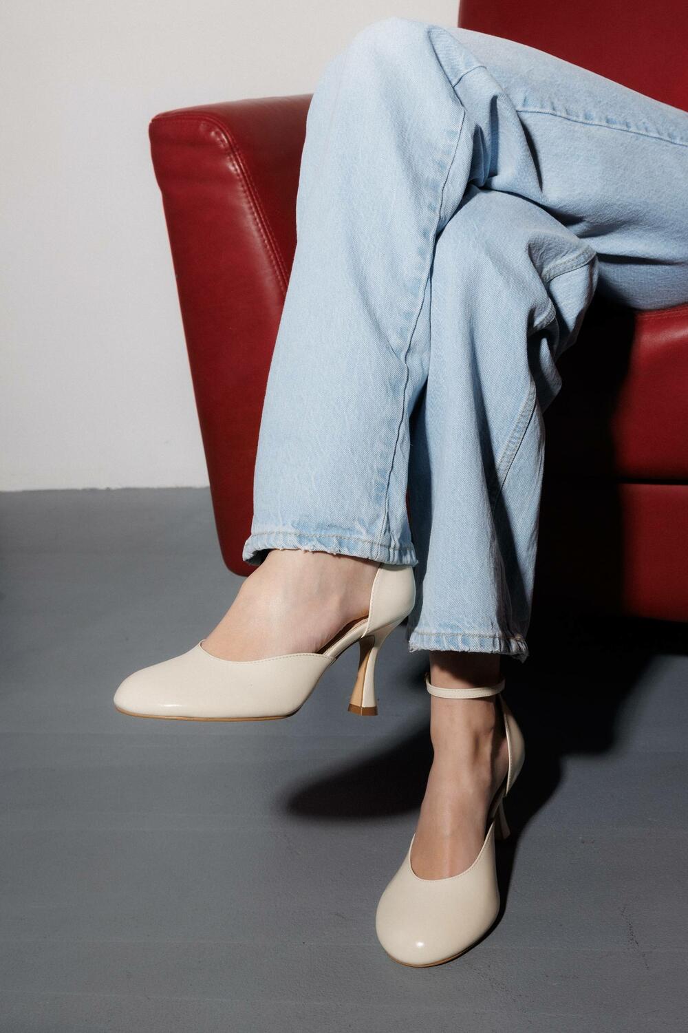 Туфлі лакові "Муза", 085162 