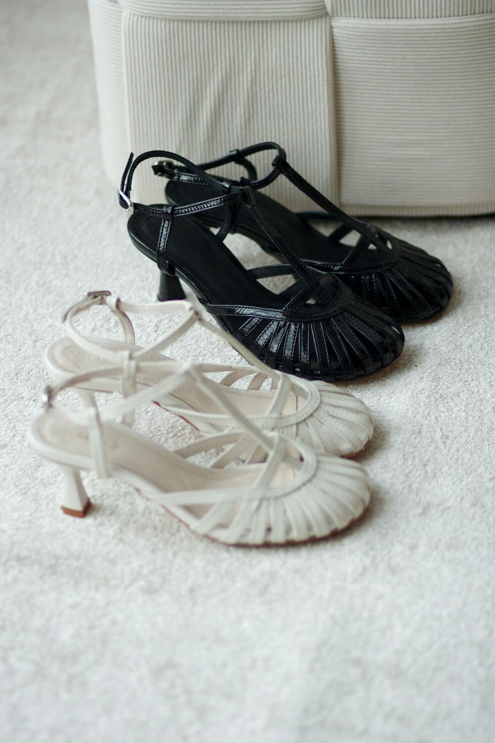 Босоніжки Амарель, лак, Л-6-6087 чорний, 40