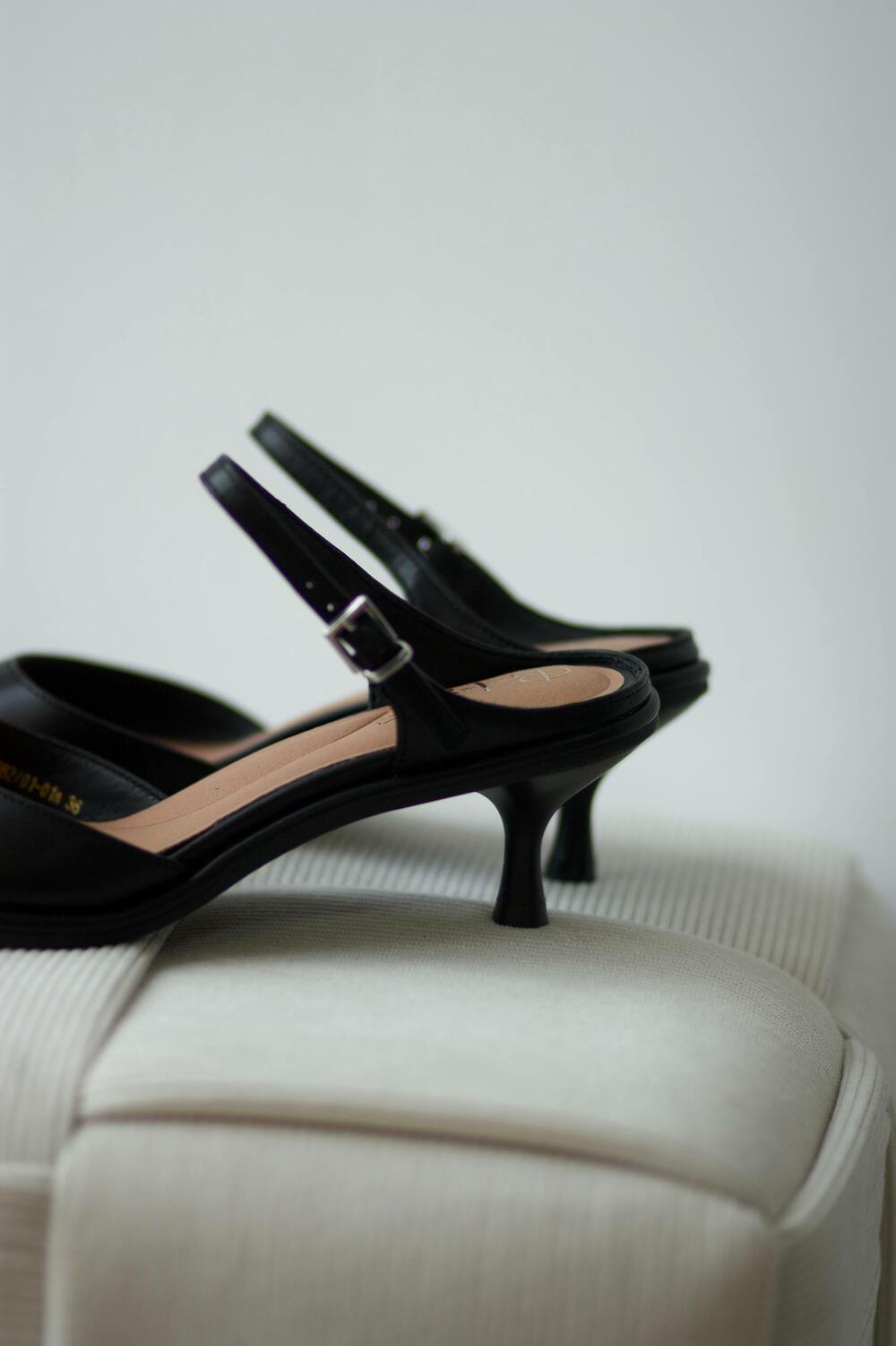 Босоніжки з двома ремінцями, 4 см, 957082/01-01W чорний, 40