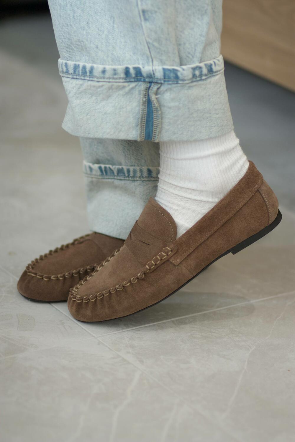 Лофери з збірками ручної роботи, 119 Тофі, 40